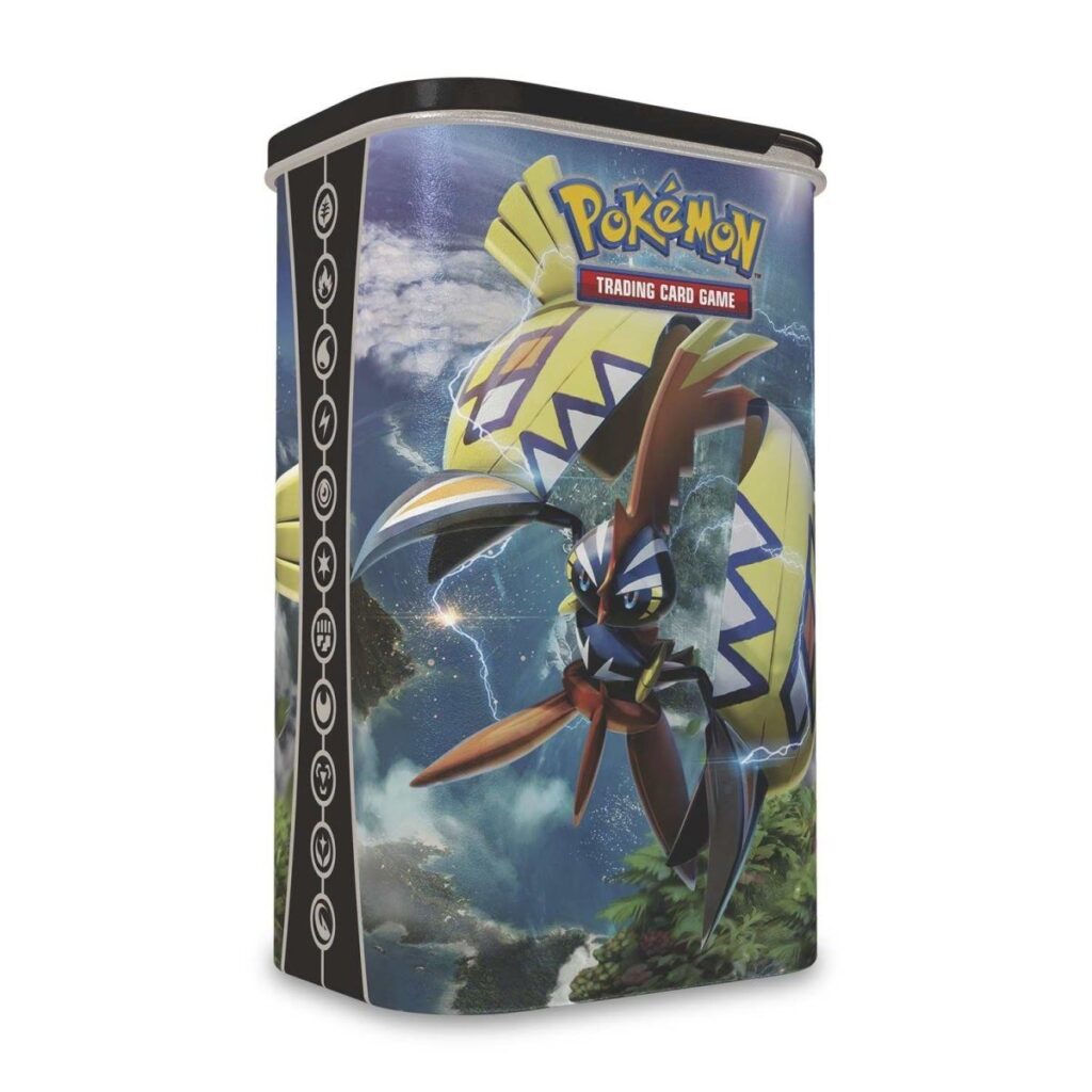 43dd7274-6d95-5ae2-902c-201d5682d415-1024x1024-1.jpg Pokémon TCG: Tapu Koko Deck Shield, 2 Booster Packs & 45 Energy Cards - Image 1