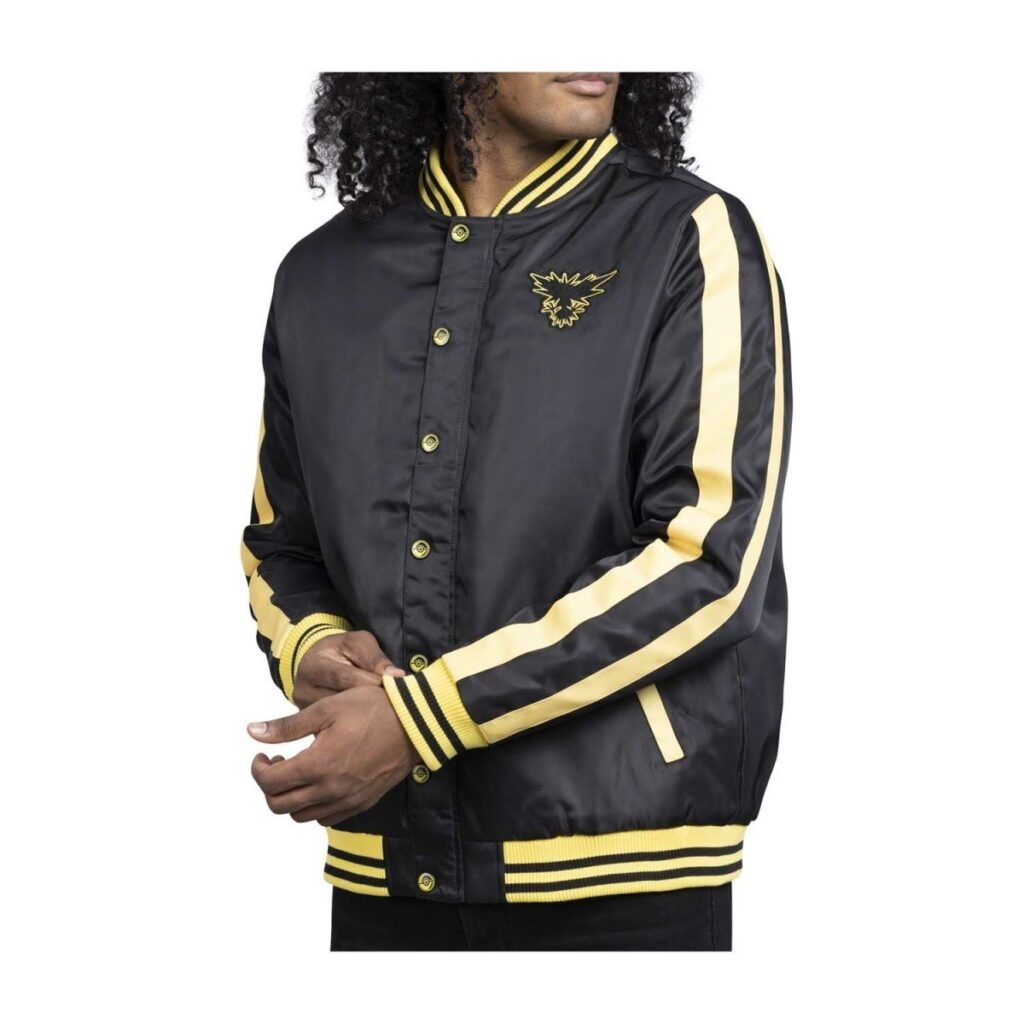 94ab5ff5-19f3-548b-b76a-85d1d27d6839-1024x1024-1.jpg Zapdos Pokémon Jackets Black Insulated Snap-Down Jacket – Adult - Image 1